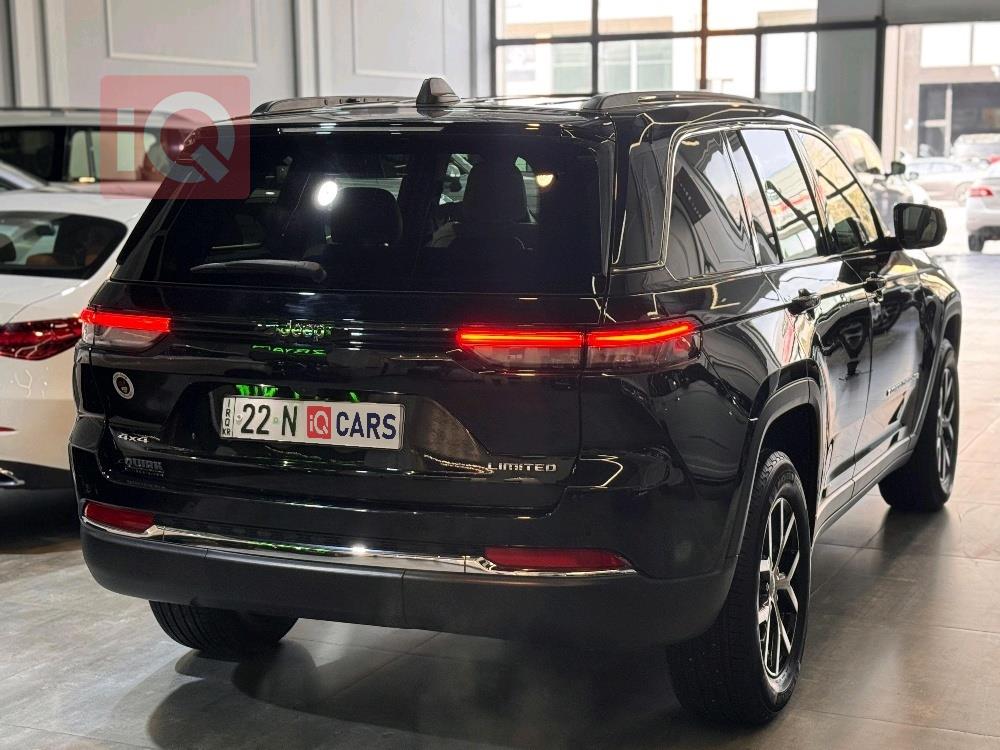 جيب جراند شيروكي